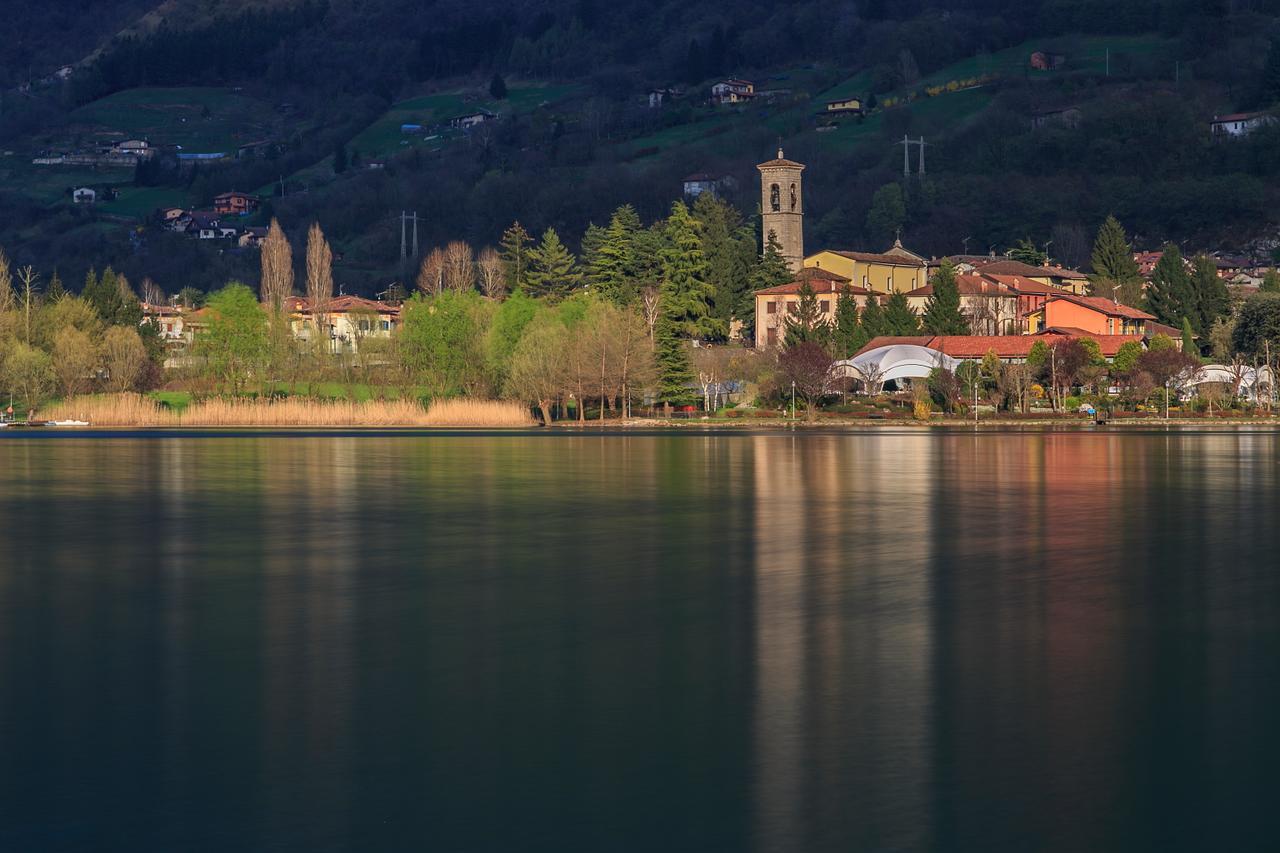 Casa Vacanza Residence Lago Di Endine Monasterolo del Castello Exterior photo